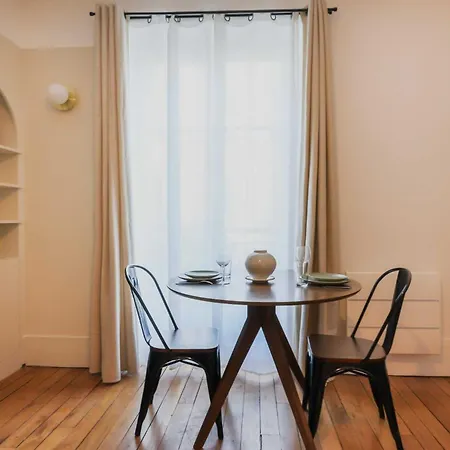 Апартаменты Charming - 1br- 2p - Sur Seine Нёйи-сюр-Сен